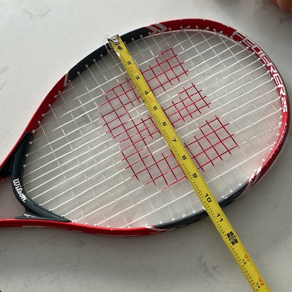 Wilson Federer 25 Junior Tennis Racquet - (Unisex) Grip Size: 3-7/8” - Picture 4 of 16